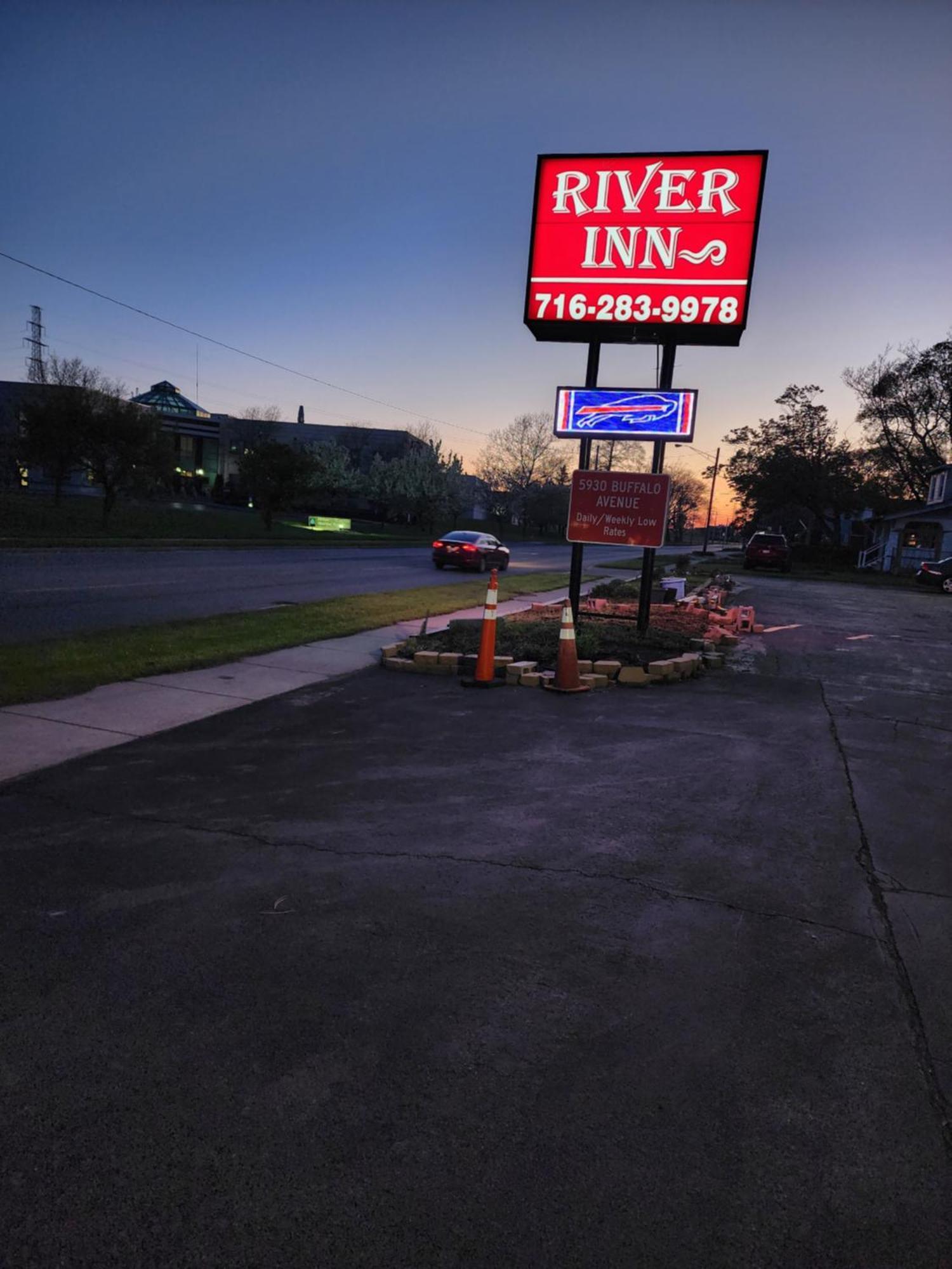River By Motel *